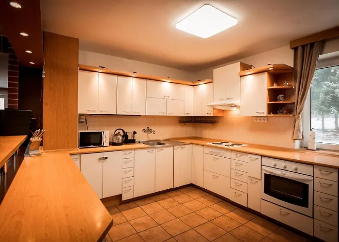 Pohromade Шале Horni Hermanice (Pardubice)